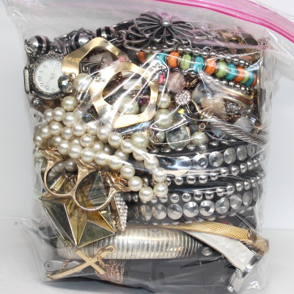 Vintage Wearable Jewelry Lot